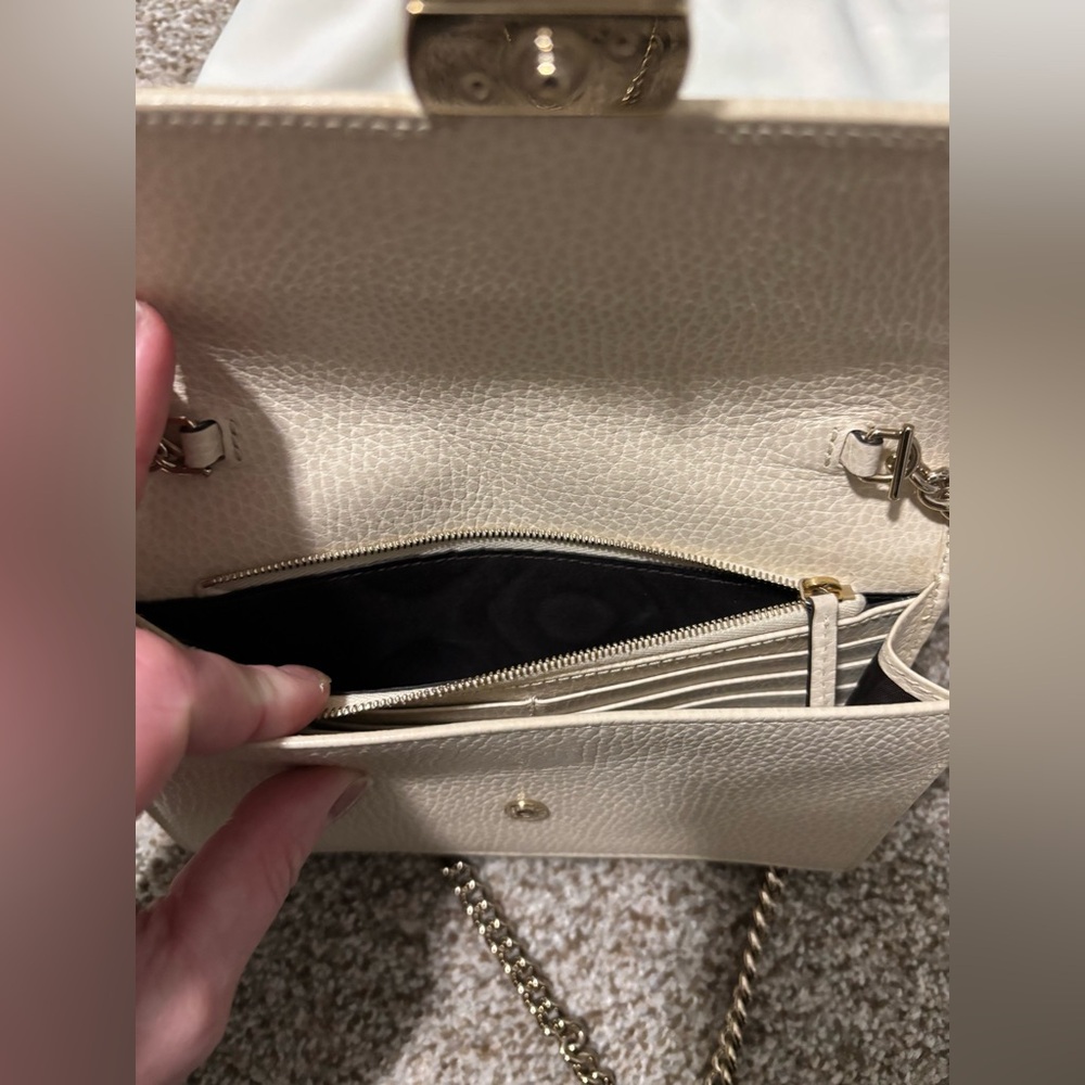 Authentic Gucci Interlocking G Chain Wallet - Picture 8 of 12